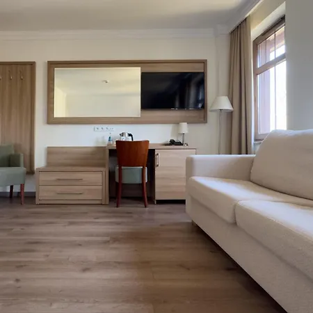 Greno & Отель Карпач