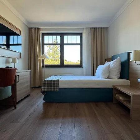 Hotell Greno & 3*